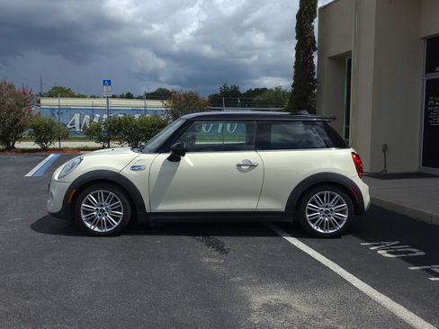 Used 2015 MINI Cooper S FWD image 8