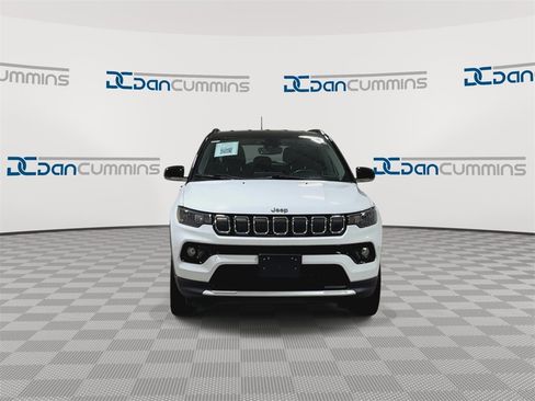 Used 2022 Jeep Compass Limited image 3