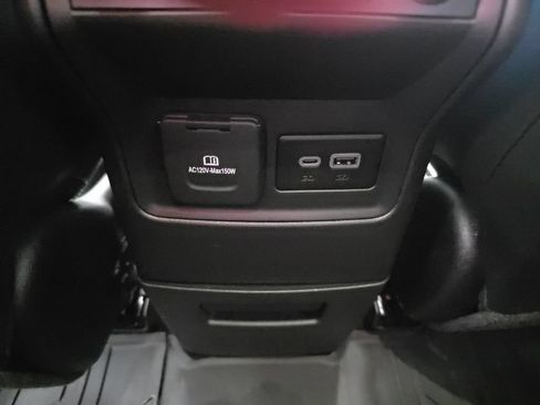 Used 2023 GMC Acadia Denali w/ Black Diamond Edition FWD image 27