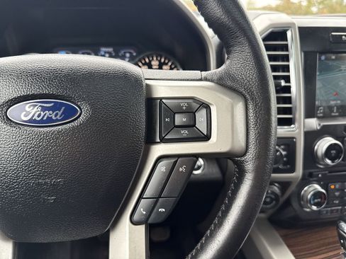 Used 2016 Ford F150 Lariat w/ Equipment Group 502A Luxury image 19