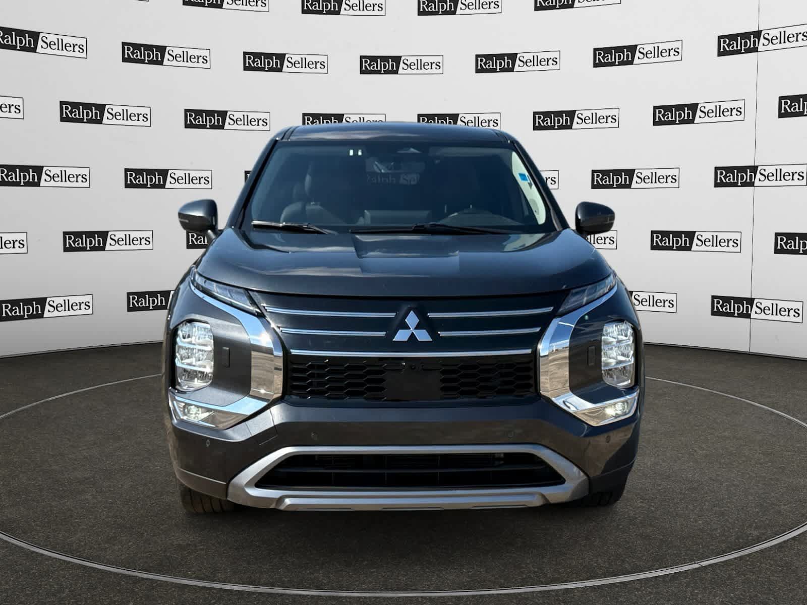 Used 2025 Mitsubishi Outlander SE AWD/4WD image 8