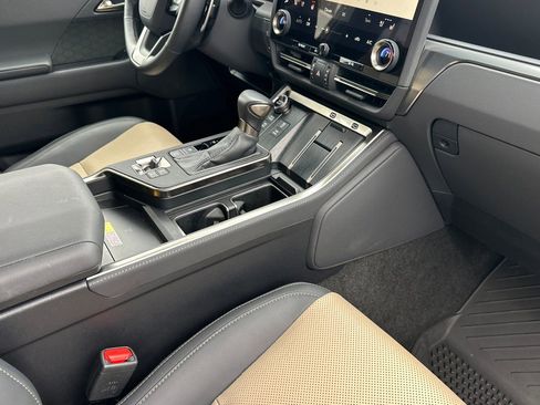 Certified 2024 Lexus GX 550 550 Overtrail+ image 19