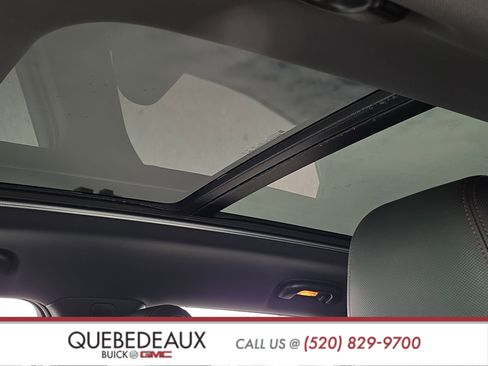 Used 2021 Chevrolet TrailBlazer RS w/ Sun and Liftgate Package FWD image 12