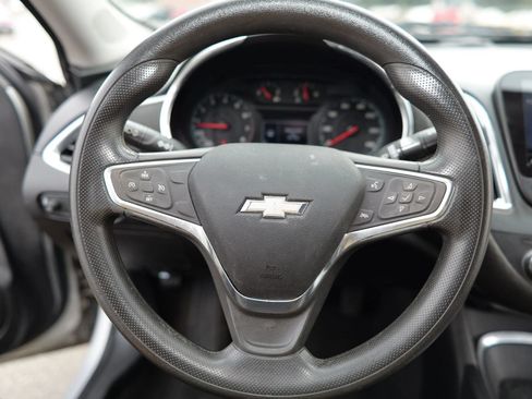 Used 2020 Chevrolet Malibu LT FWD image 19