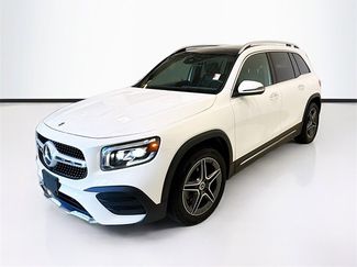 Used 2022 Mercedes-Benz GLB 250 4MATIC image 1