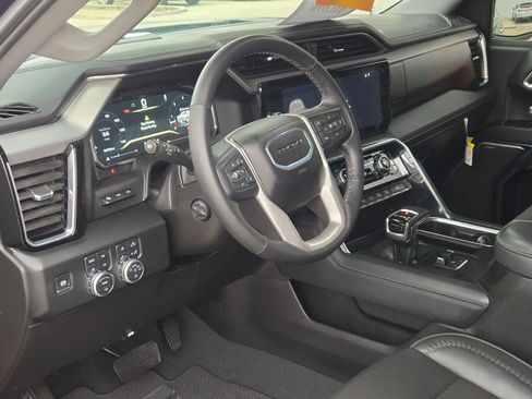 Certified 2024 GMC Sierra 1500 Denali w/ Denali Reserve Package image 10