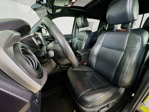 Certified 2023 Toyota Tacoma Limited image 10