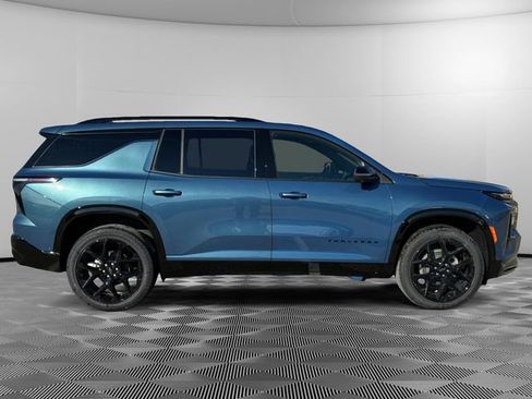 New 2026 Chevrolet Traverse RS image 2