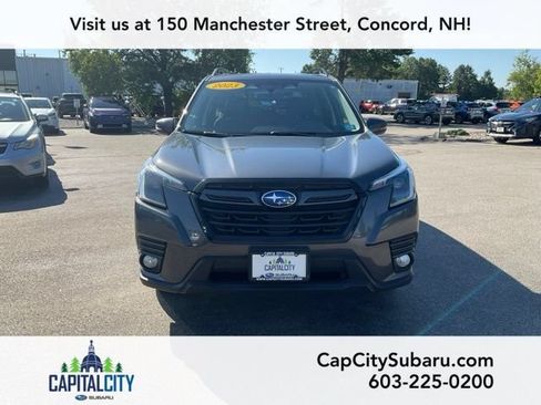 Used 2023 Subaru Forester Limited AWD/4WD image 2