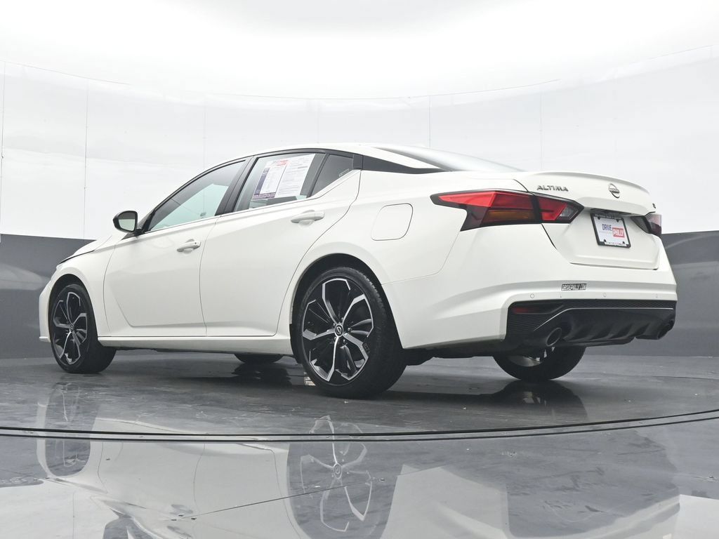 Used 2025 Nissan Altima 2.5 SR FWD image 29