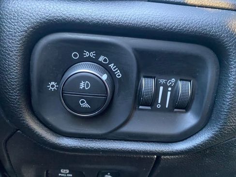 Certified 2022 RAM 1500 Laramie image 18