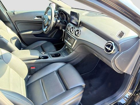 Used 2020 Mercedes-Benz GLA 250 image 15