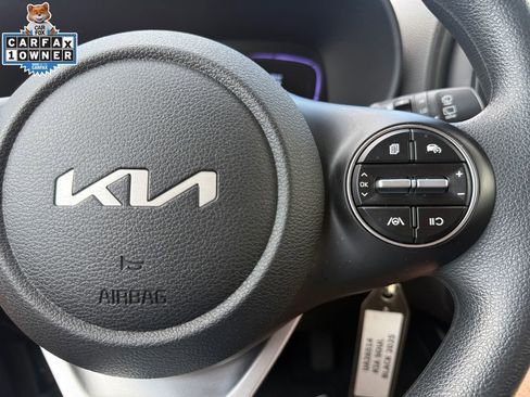 Certified 2025 Kia Soul LX w/ LX Technology Package FWD image 26