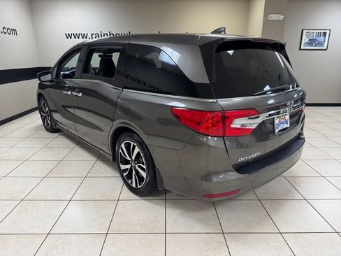 Used 2018 Honda Odyssey Elite image 4