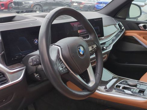 Certified 2024 BMW X5 xDrive40i w/ Premium Package image 17