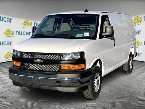 New 2025 Chevrolet Express 2500 w/ Driver Convenience Package image 4