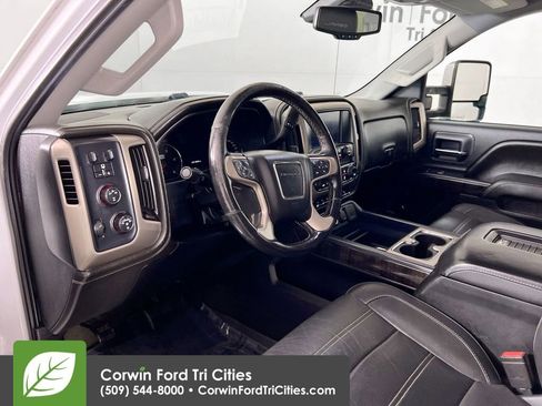 Used 2016 GMC Sierra 3500 Denali w/ Duramax Plus Package image 2