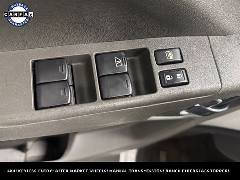 Used 2012 Nissan Frontier PRO-4X image 12