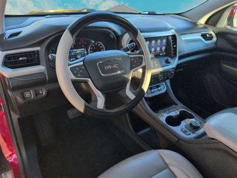 Used 2023 GMC Acadia SLE w/ Driver Convenience Package image 18