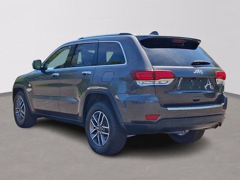 Used 2021 Jeep Grand Cherokee Limited RWD image 4