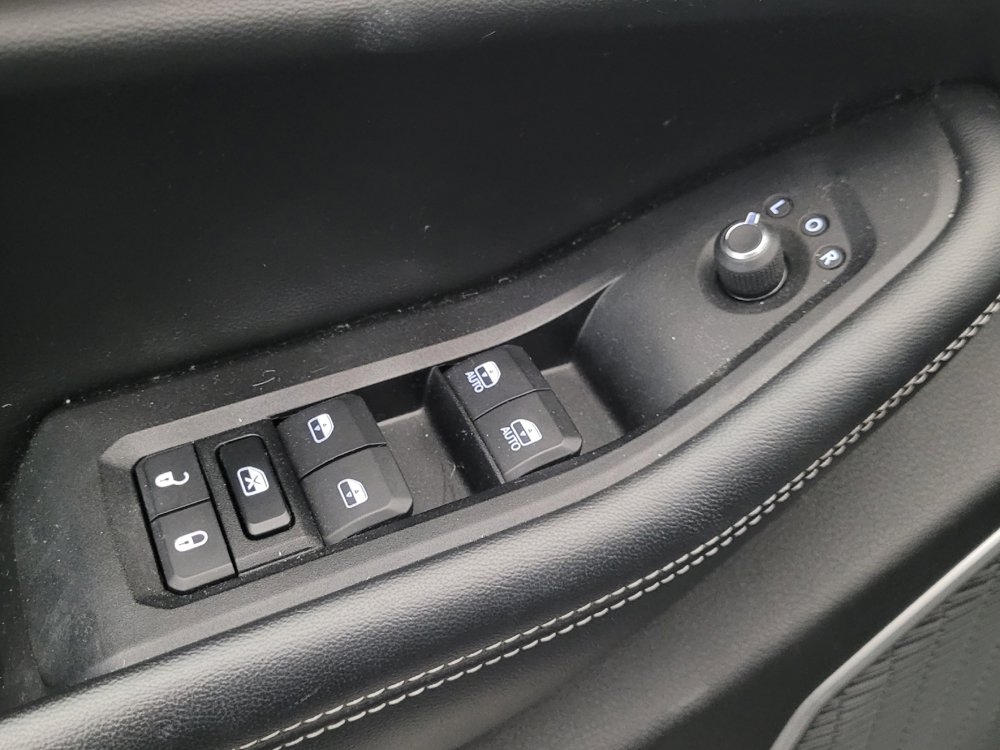 Used 2022 Jeep Grand Cherokee L Limited AWD/4WD image 27