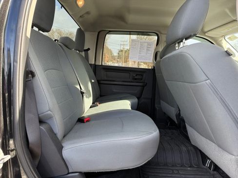 Used 2015 RAM 2500 Tradesman w/ Chrome Appearance Group image 14