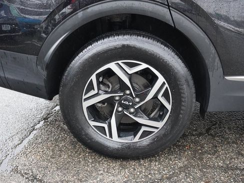 Used 2023 Kia Sportage LX image 19