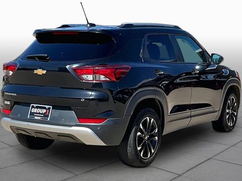 Used 2023 Chevrolet TrailBlazer LT w/ Convenience Package FWD image 12