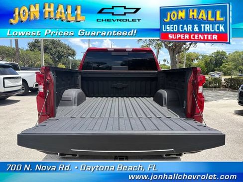 Used 2024 Chevrolet Silverado 1500 LT Trail Boss w/ Convenience Package II AWD/4WD image 9