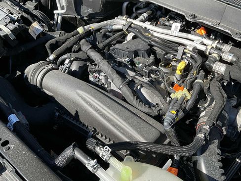 Used 2025 Ford Explorer Active w/ Active Comfort Package image 60