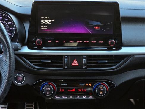 Used 2023 Kia Forte GT w/ GT2 Package image 29