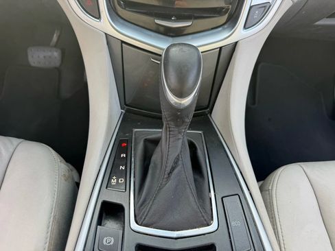 Used 2013 Cadillac SRX FWD image 20