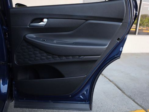 Used 2019 Hyundai Santa Fe SEL FWD image 21