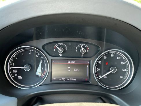 Used 2023 Buick Enclave Essence w/ Sport Touring Edition AWD/4WD image 27