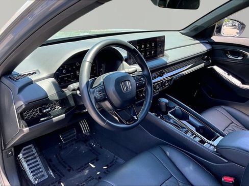 Used 2025 Honda Accord Sport image 14