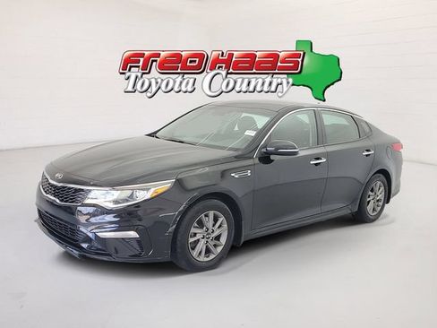 Used 2020 Kia Optima LX FWD image 1