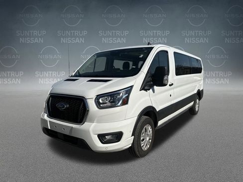 Used 2023 Ford Transit 350 XLT image 34