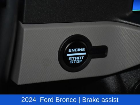 Used 2024 Ford Bronco Wildtrak image 17