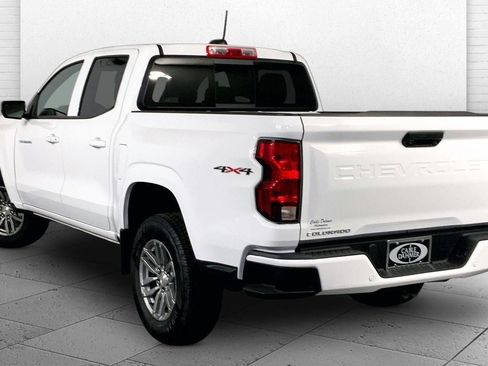 Used 2025 Chevrolet Colorado LT AWD/4WD image 11