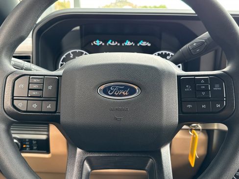 New 2025 Ford F250 XLT image 20