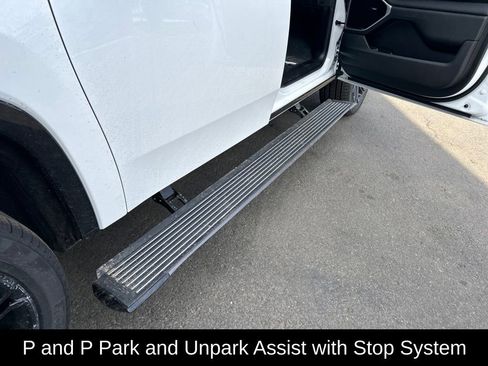 New 2026 Jeep Grand Wagoneer L Limited AWD/4WD image 37