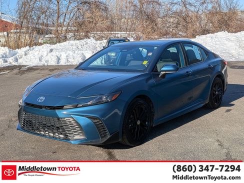 Certified 2025 Toyota Camry LE image 7