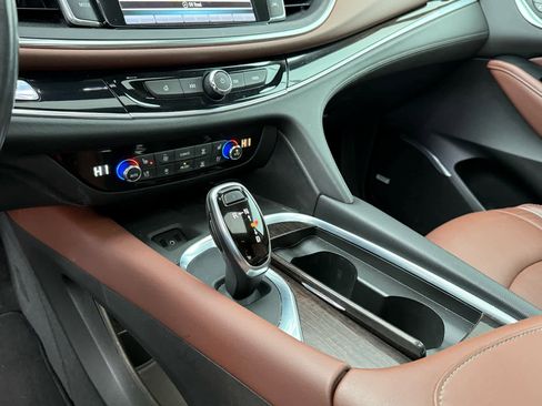 Used 2019 Buick Enclave Avenir w/ Avenir Technology Package image 22