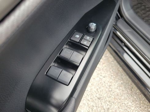 Used 2026 Toyota Camry SE FWD image 15