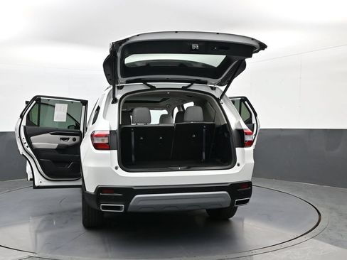 Used 2024 Honda Pilot Touring image 33