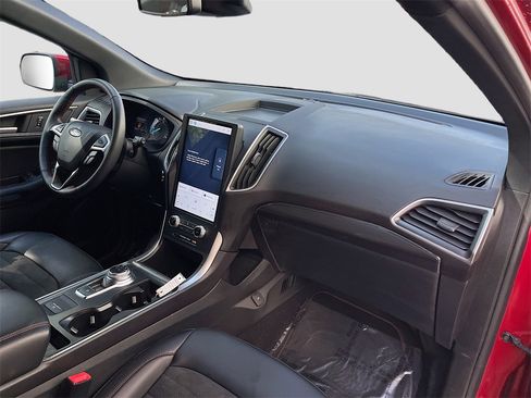 Used 2024 Ford Edge ST-Line image 28