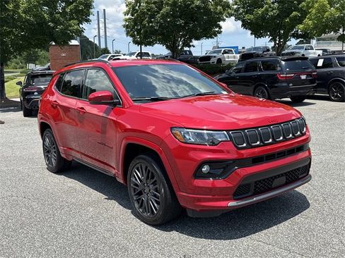 Used 2022 Jeep Compass Limited image 7