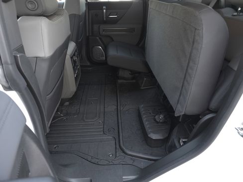 Used 2025 GMC Hummer EV 3X w/ Battery Pack, 24 Module Pack image 34