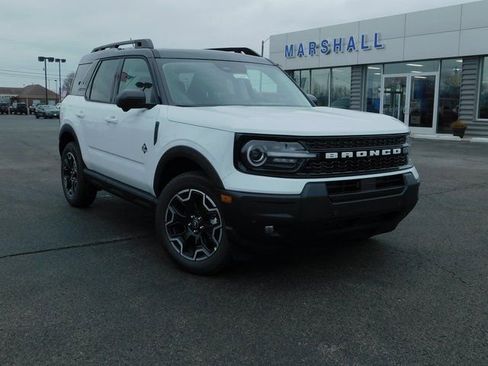 New 2025 Ford Bronco Sport Outer Banks w/ Outer Banks Tech Package+ image 2
