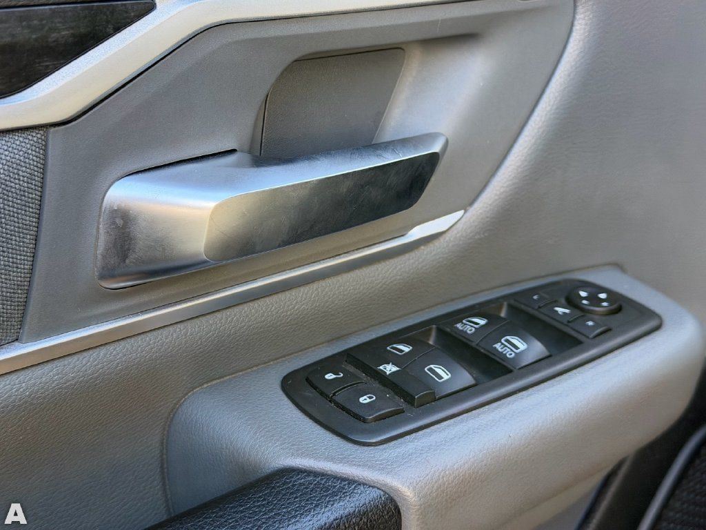 Used 2020 RAM 1500 Big Horn RWD image 15